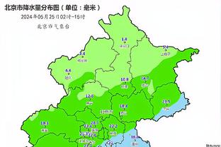 没状态！里夫斯半场7投仅2中拿到4分 三分4中0